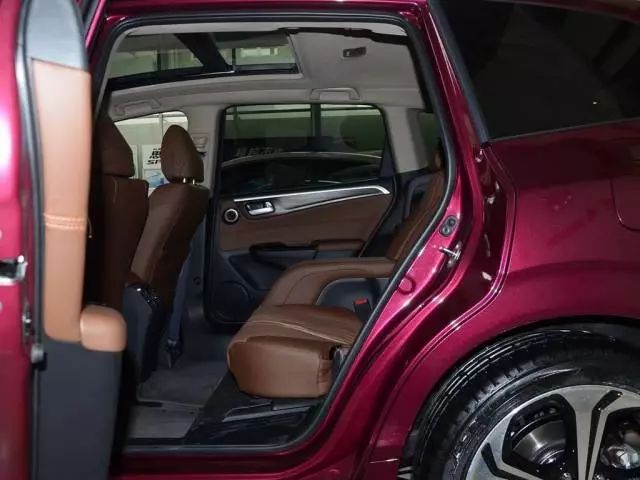 【奇葩】为了能省20元的过路费,他花15万买了台MPV,还是合资的