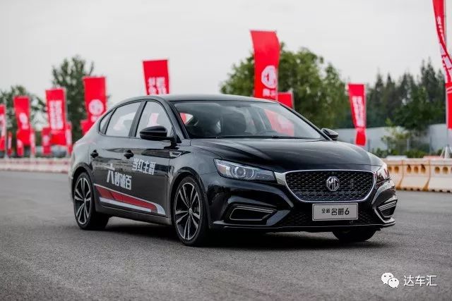 那天我被一台名爵6切2挡干掉了,追了一路都没看见车尾灯