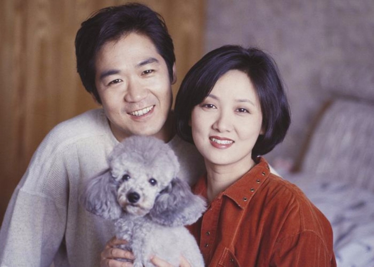 邓婕60岁生日上,张国立读情书深情告白,看哭了