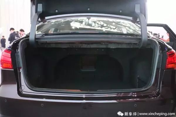 【尝鲜】现在的国产车都这么牛吗?好看就算了还有料!