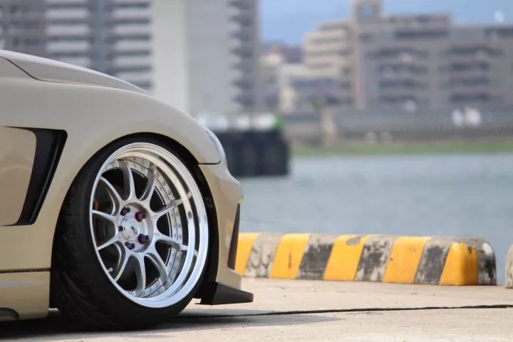 丰田