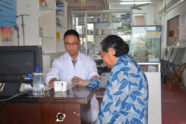 隐善 兰小草 感动网友:他播下的善良种子已生根