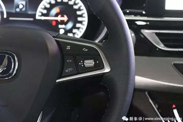 【尝鲜】现在的国产车都这么牛吗?好看就算了还有料!