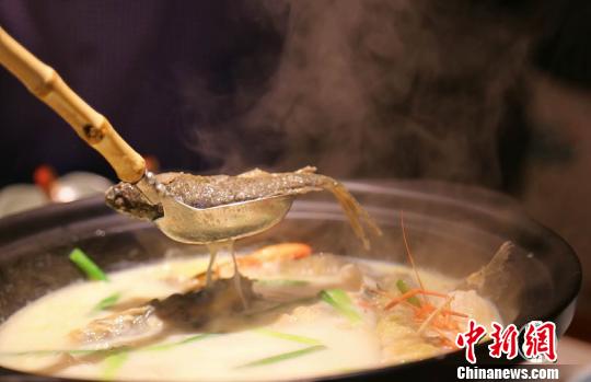 广州餐饮市场竞争激烈 新派湘菜借创意脱颖而