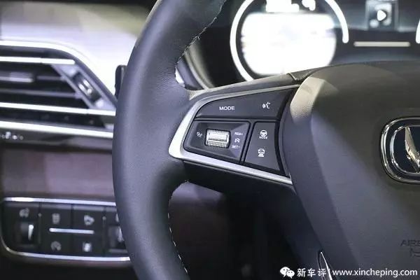 【尝鲜】现在的国产车都这么牛吗?好看就算了还有料!