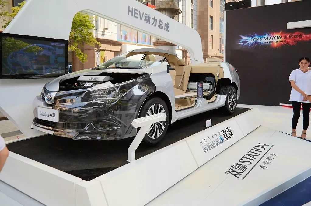 丰田“双”骄,尽“擎”驰骋!