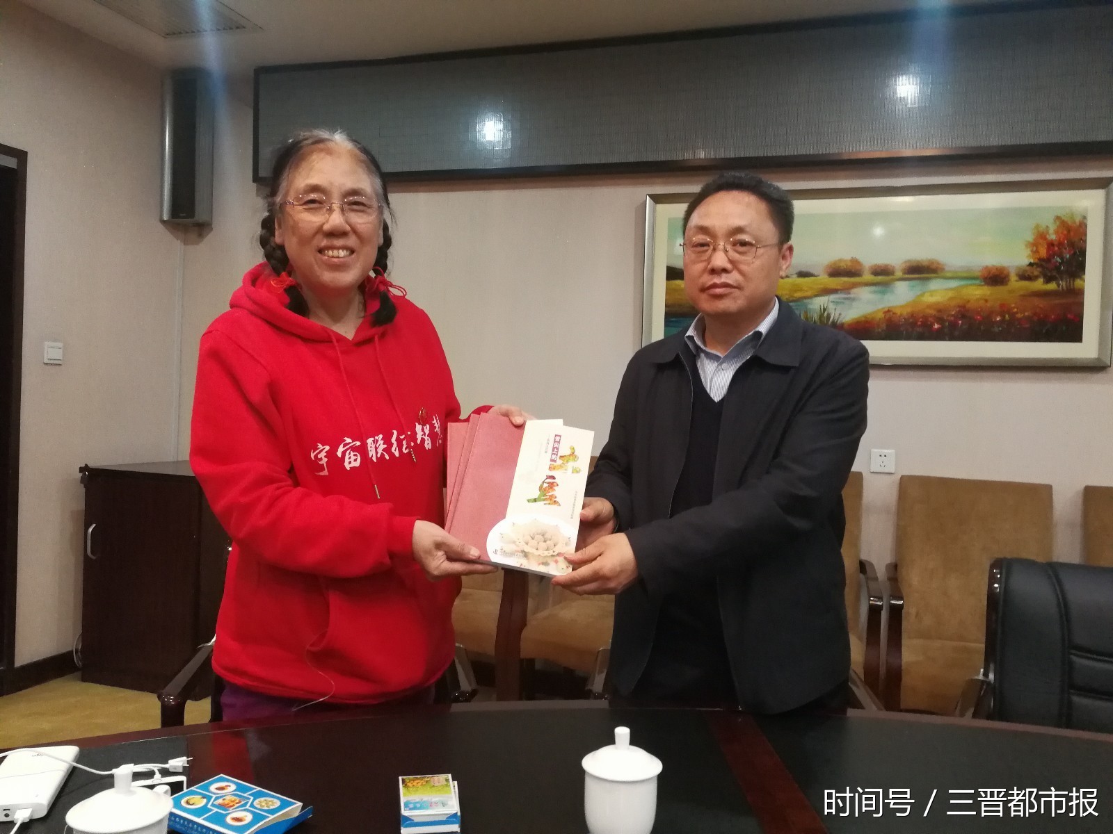 双合成董事长_董事长办公室图片