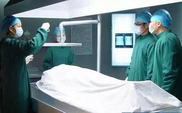 世界上最奇葩的6个交规,违反三次交规要受鞭刑?