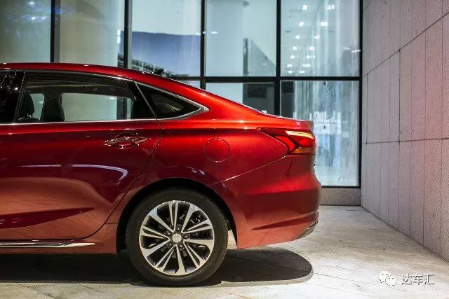 在轿车市场正面与合资品牌抗衡,长安睿骋CC亮相