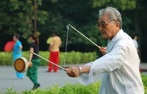 感悟中华文化 传承敬老美德