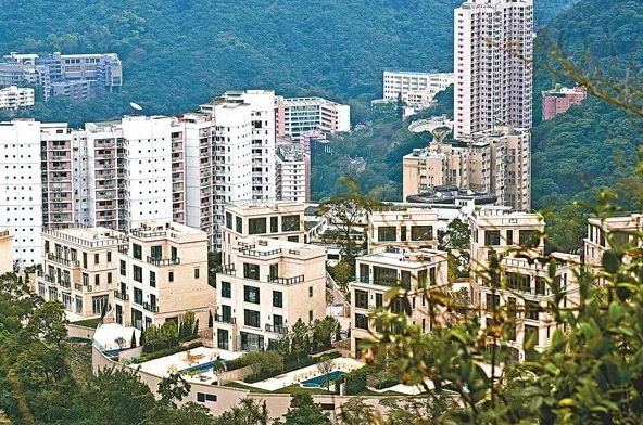 张智霖买房上热搜 八一八香港的明星炒楼高手