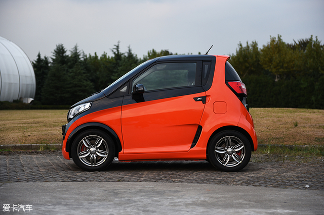 进步看得见 试驾2018款众泰E200电动车