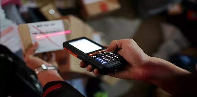 隐私快递单来了,但信息裸奔的风险尚未解除 