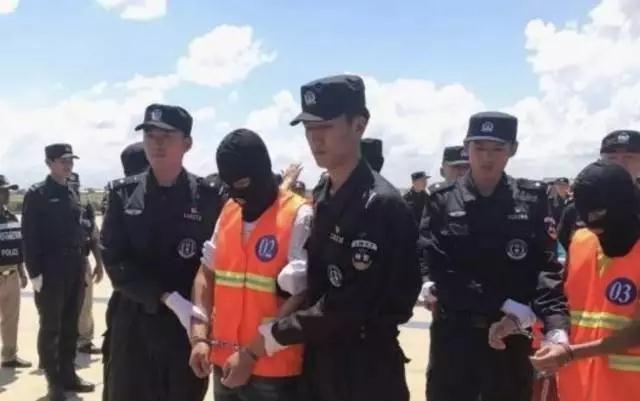韩国人口回国_韩国人口变化趋势图(2)