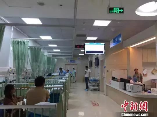 资料图：广州某病房。易灵敏 摄