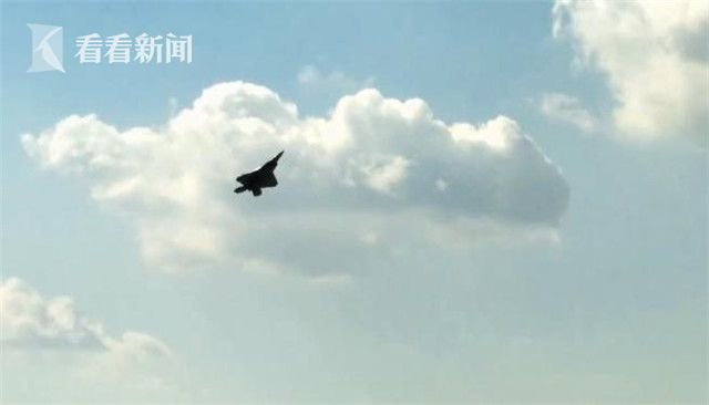 视频|2017首尔航展 美国空军F-22A等重量级战