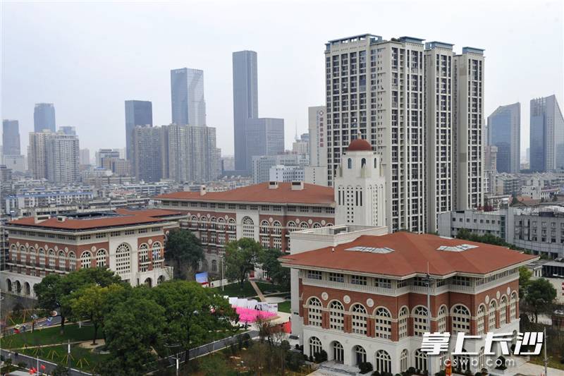 今日起,原址重建的长沙市青少年宫正式投入试运营并逐步对外开放