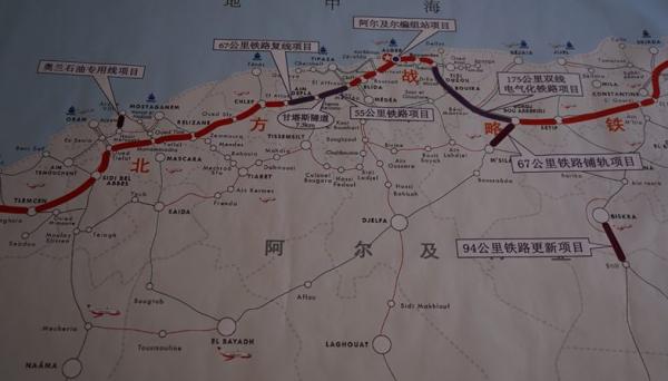 阿尔及利亚北方干线铁路与9个重要海港连接。