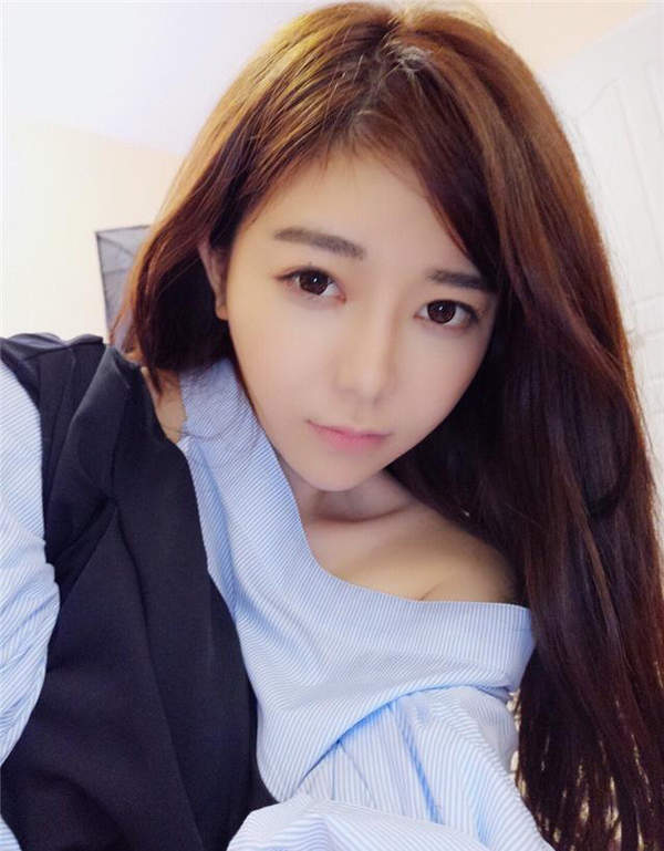 主播刘飞儿晒短发美照网友疯狂开车小姐姐真漂亮