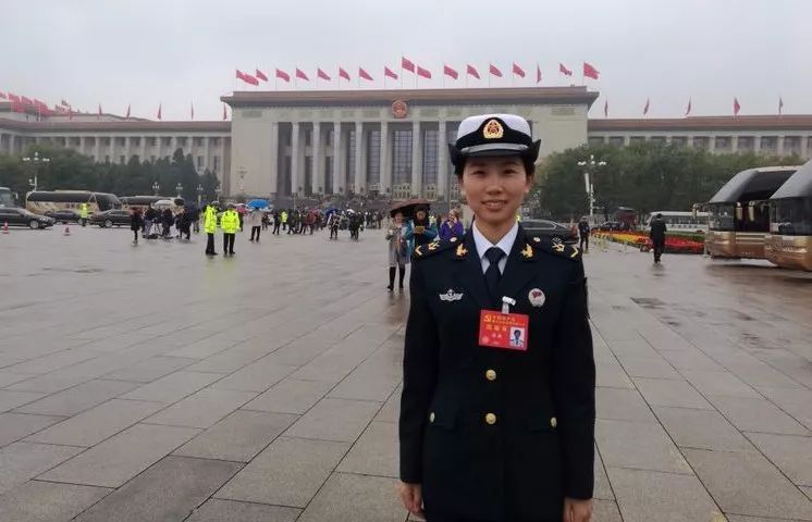 这个女兵,当选为了十九大代表