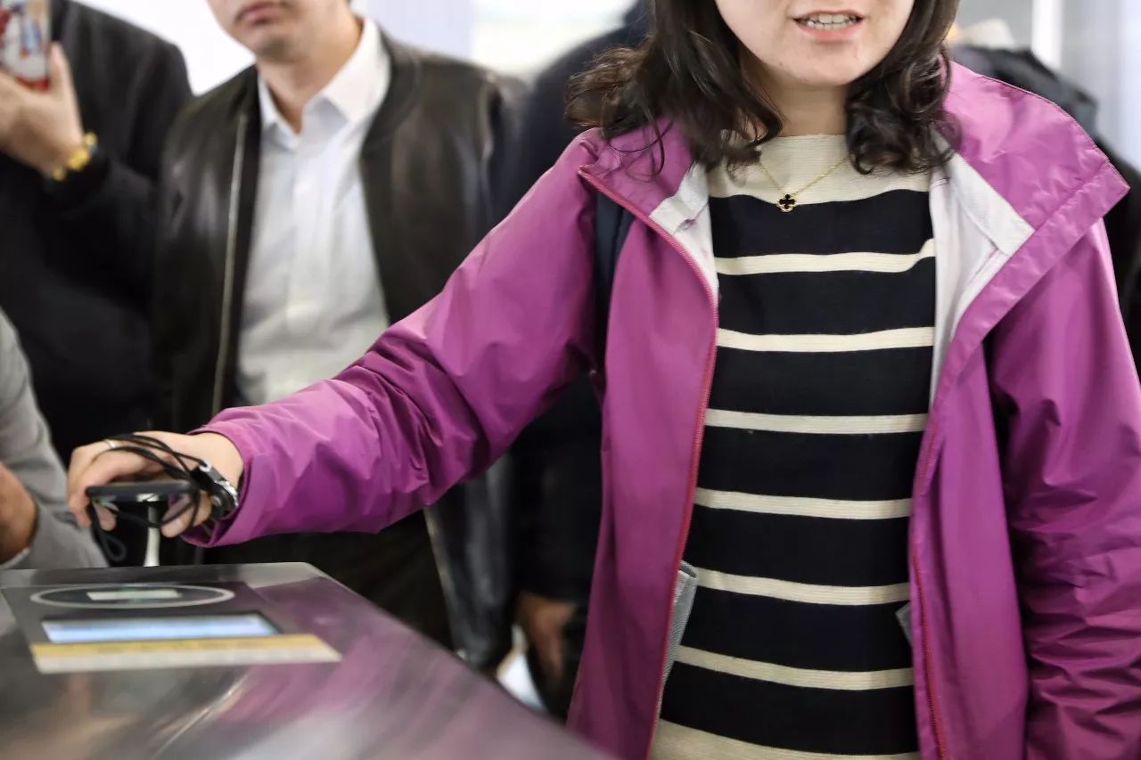 初上海地铁全线放你们一码!|支付宝|大都会|银联