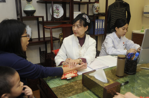 这个重阳节很暖! 重庆20位名老中医坐堂义诊|中