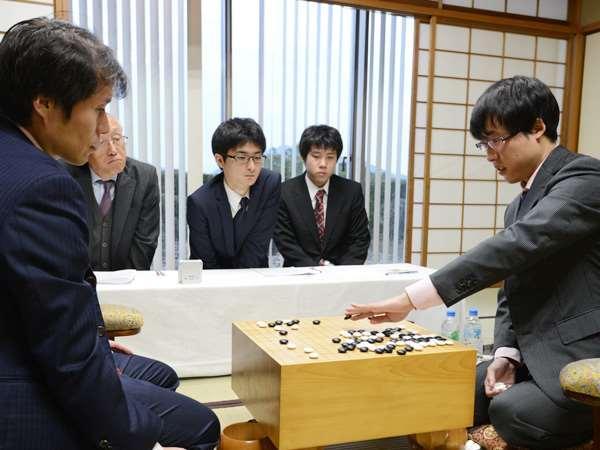 点击图片查看详情 日本围棋人口_...7年7月第二届日本围棋大会暨大阪围棋夏令营(3)