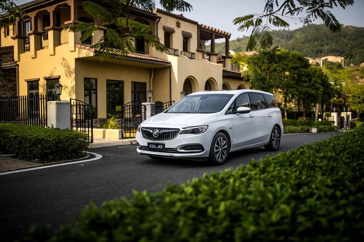 响应号召生二胎!三缸六座MPV别克GL6试驾