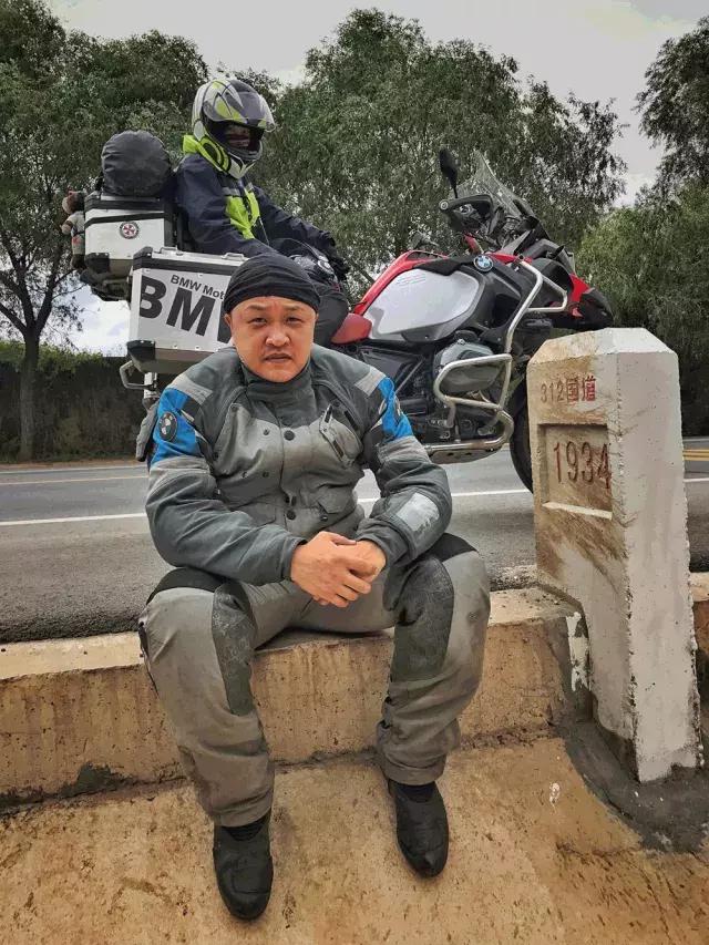 带着媳妇长途摩旅是什么体验?