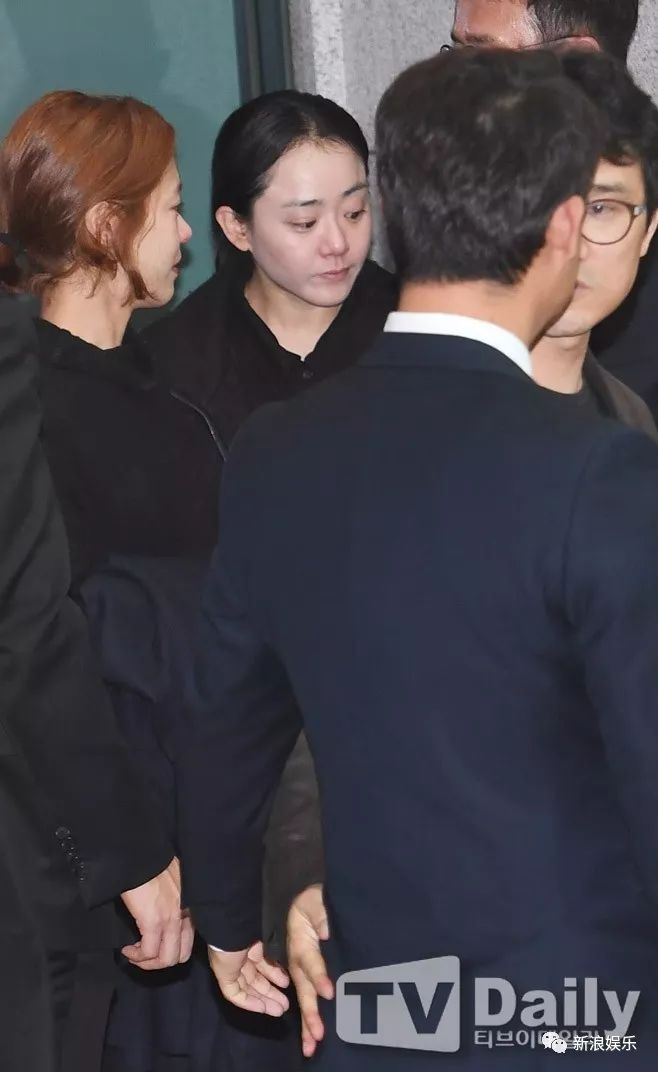 白敬亭的养生时尚太搞笑！这一对是真的复合了？