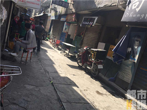 小宾馆内孕妇身亡,死因不明。