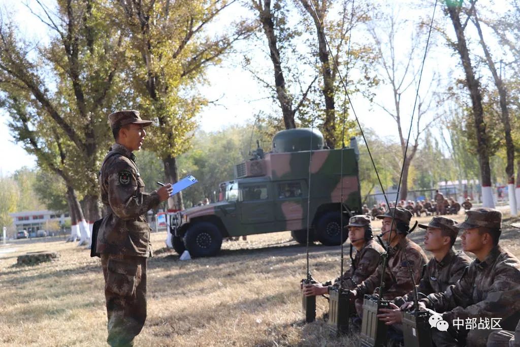 面对走与留,满服役期的大学生士兵们这样说.|刘