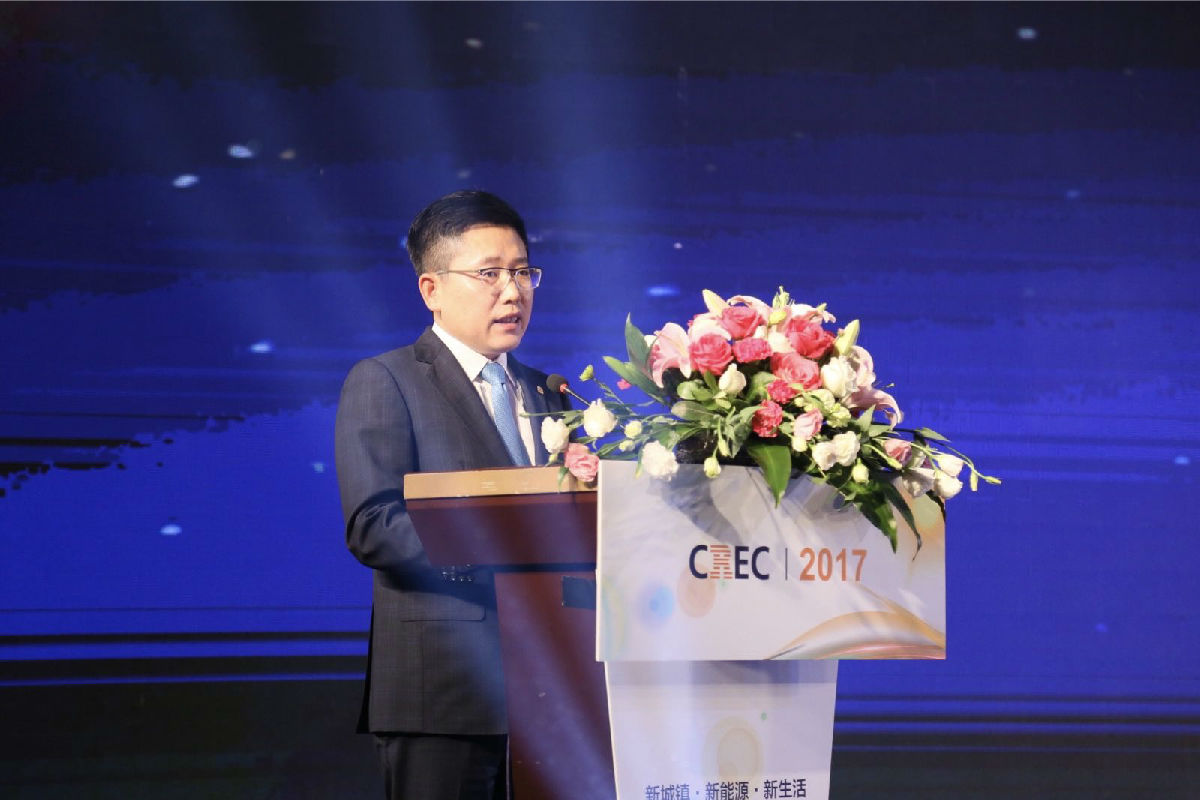 协鑫集团副董事长朱钰峰:合力推动新能源产业