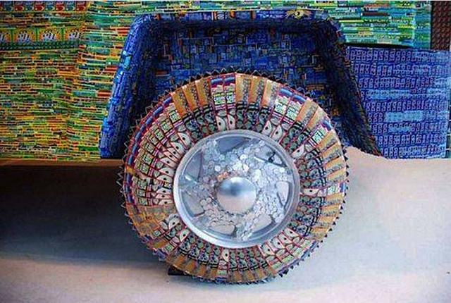 买彩票多年没中,最后收获了特殊纪念品,真是有