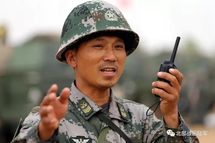 点赞老兵三级军士长成守平的兵样子