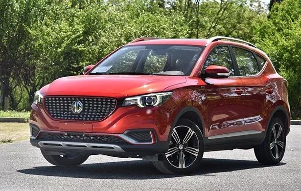 三款小型SUV刚正面!奔腾X40、名爵ZS、传祺