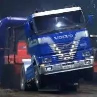 货车司机改装16缸大卡车，一脚油门，吓到你怀疑人生！