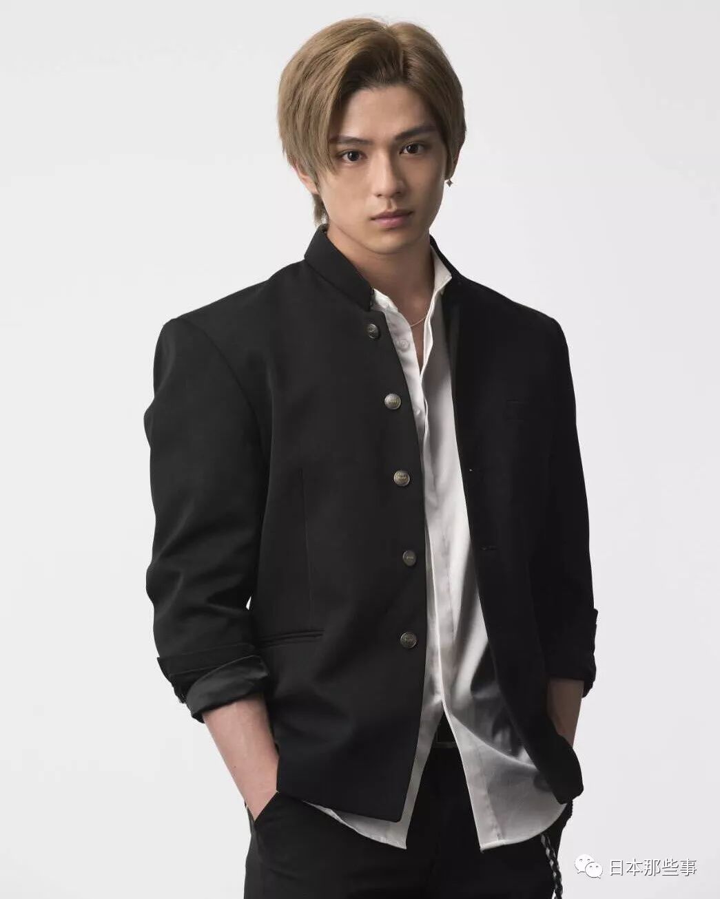 不一样的星二代新田真剑佑 绝不仅是颜好身世佳|千叶真一|新田真剑佑|星二代_新浪娱乐_新浪网