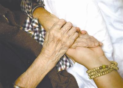 男子创办临终关怀医院 30年温暖送走4万名临终