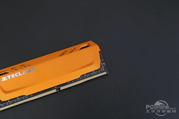 入门内存也要马甲,台电极速A30 DDR4内存评