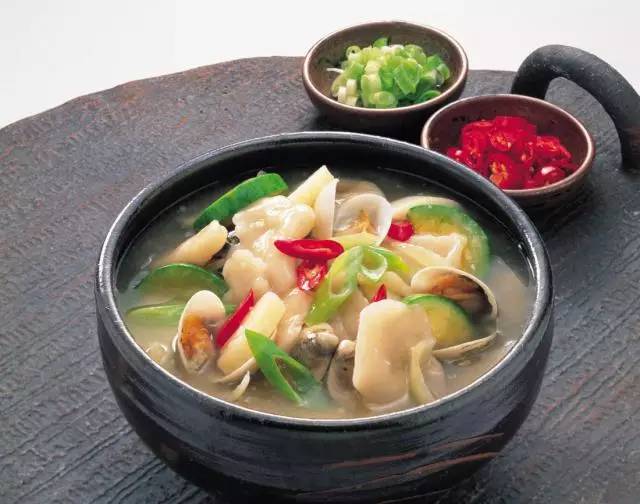 【实用】做菜时,葱姜蒜椒可别乱放!原来这些都