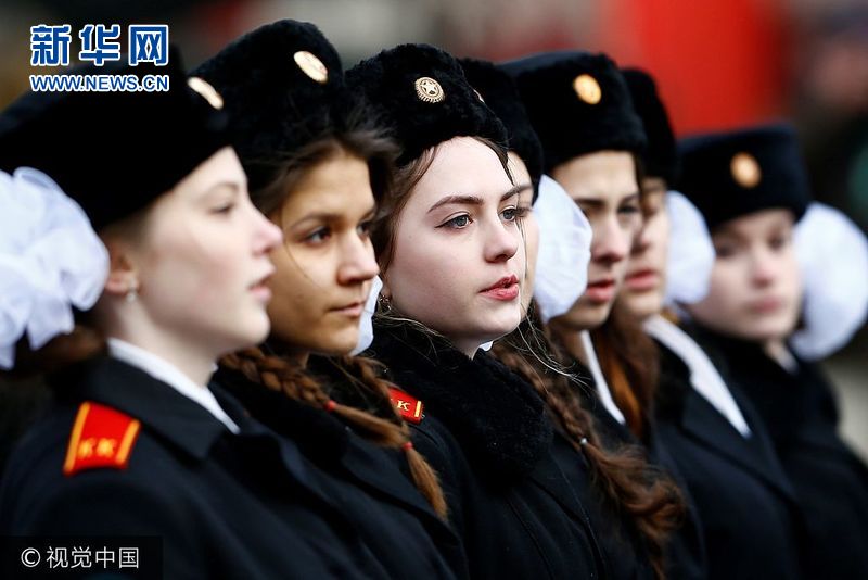 俄罗斯军人参加红场阅兵彩排 纪念红军奔赴前