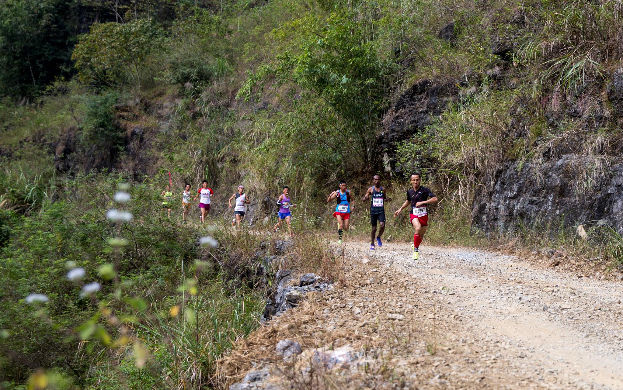 2017中国-东盟山地马拉松赛广西马山温暖开跑