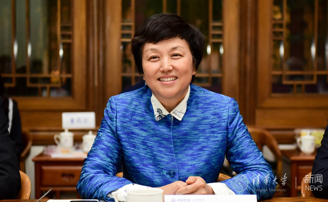 清华举行央企领导经营管理二期培训班教学座谈