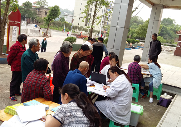 巴南区二圣镇卫生院:挖掘服务内涵 打造便民利