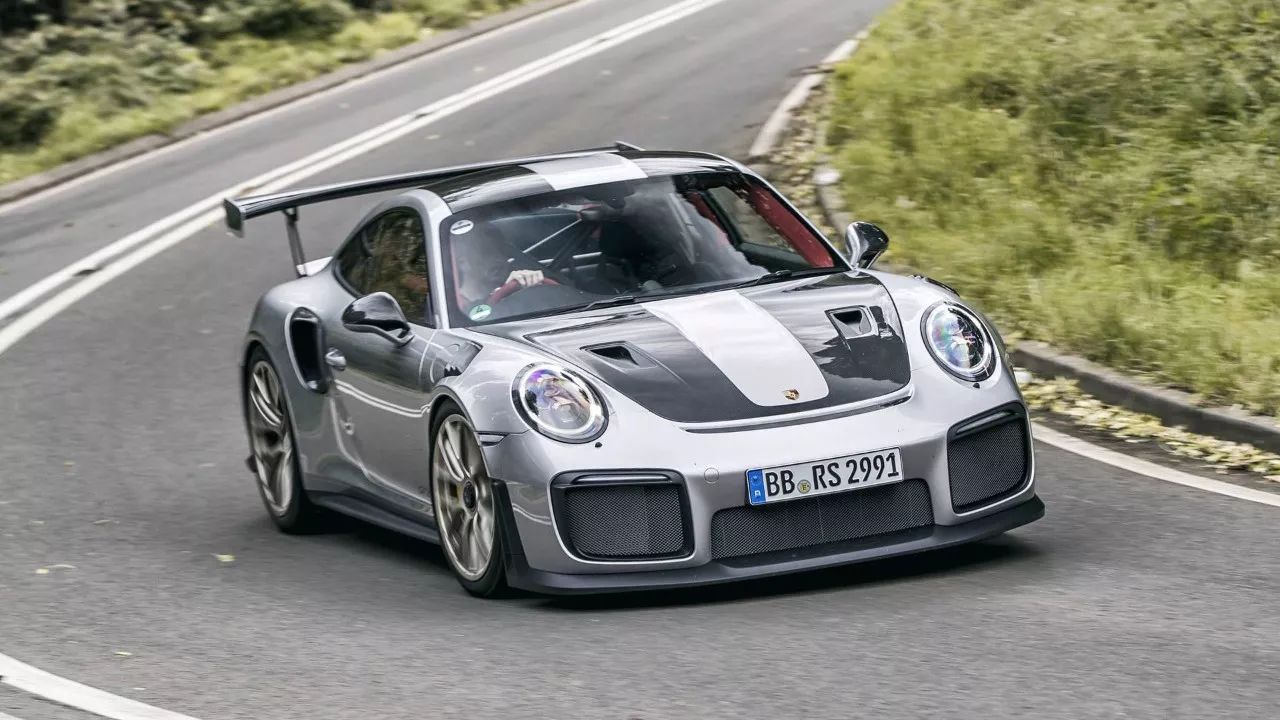 超级跑车图集 | 蛮牛坐上纽北最速量产车还没多