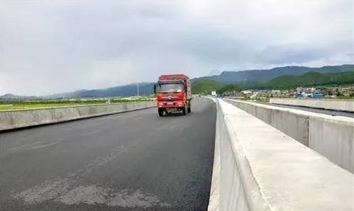泸西县人口_泸西县地图全图高清版 免费版下载