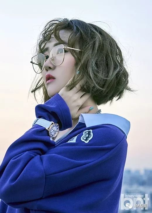 星接受采访谈及河东勋，满脸的幸福！