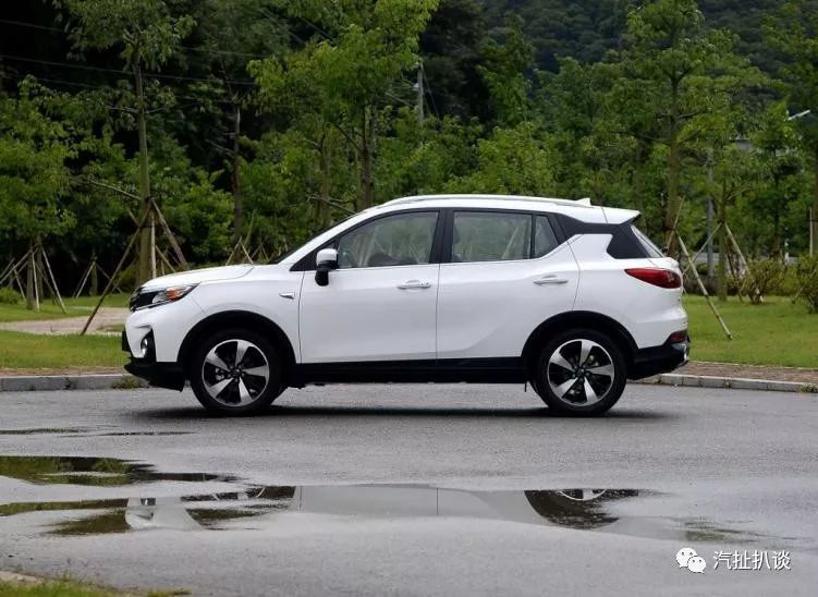 90后年轻人选小SUV,哈弗H2和广汽传祺GS3谁更合适?