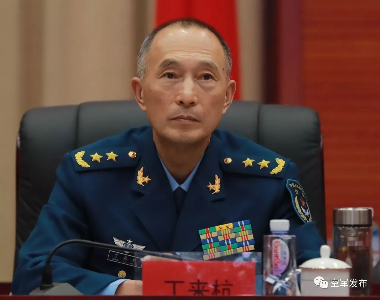 空军司令员丁来杭到空军研究院宣讲十九大精神